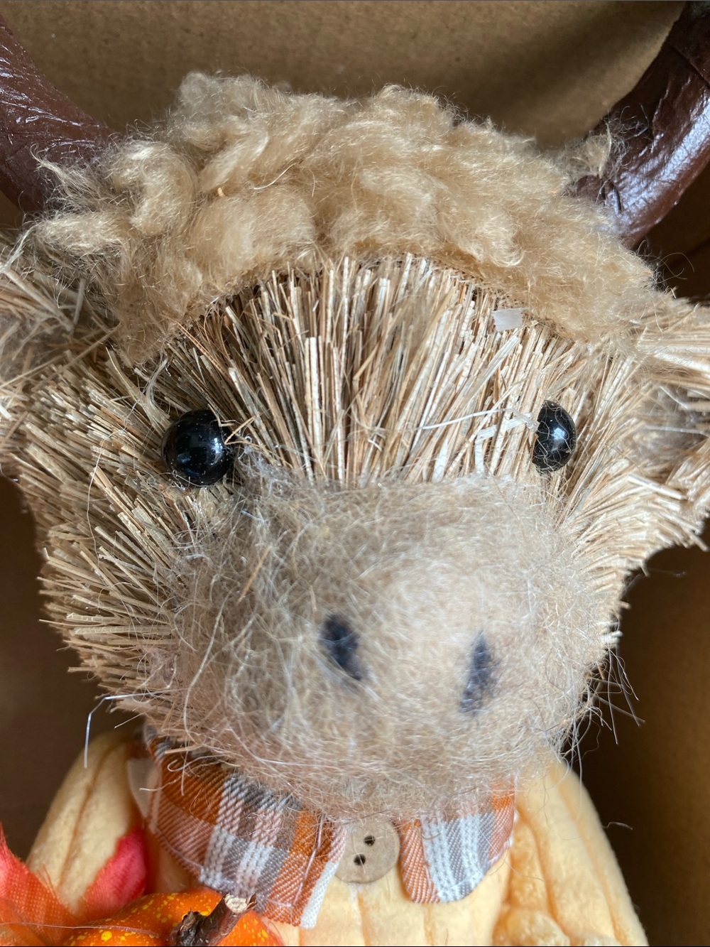 Harvest Rustic Sisal Cow Couple - Picture 5 of 13